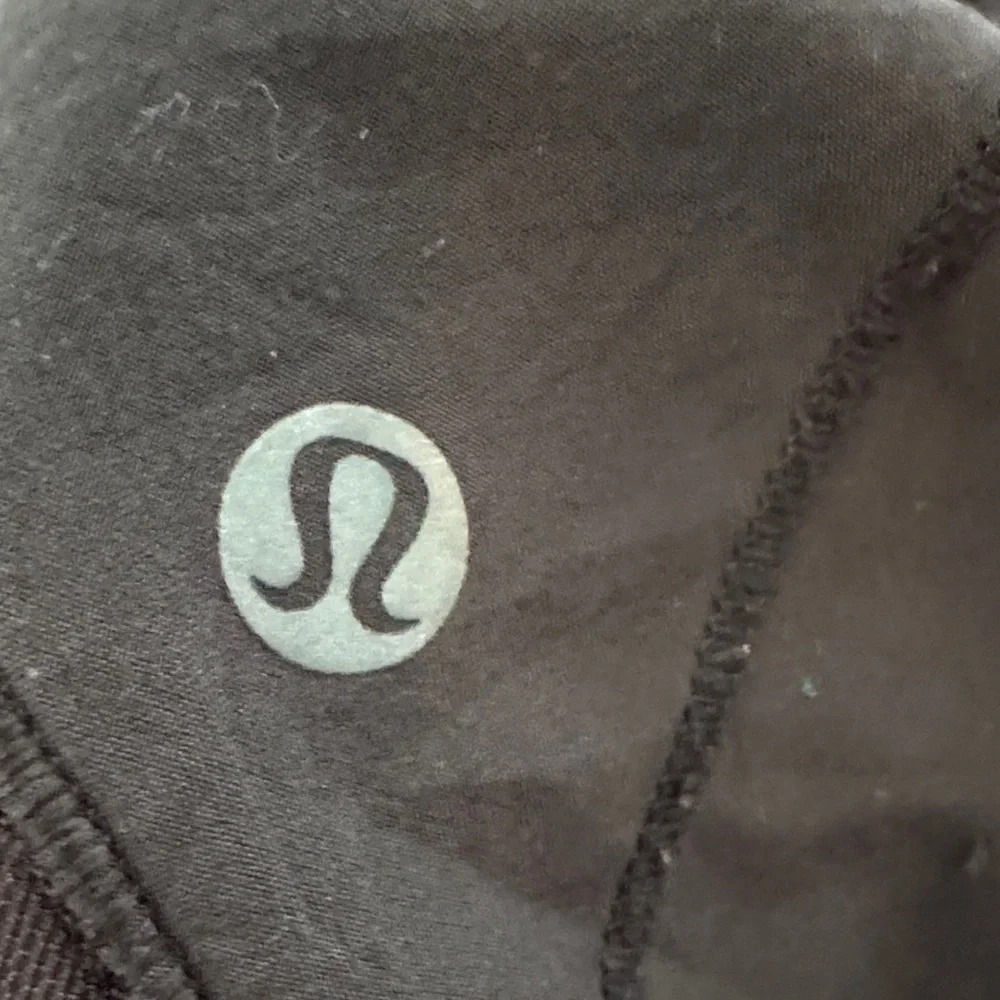 Lululemon Hotty Hot Short II size 8